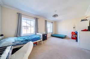 Photo 1- click for photo gallery